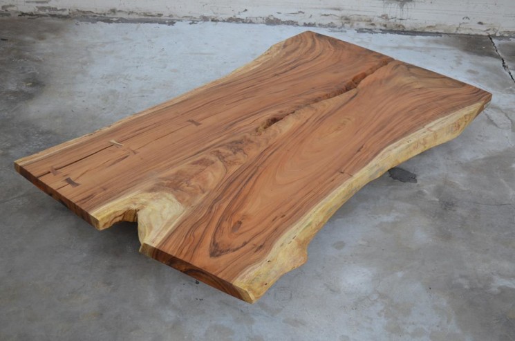 Tischplatte aus Baumbrett Akazie