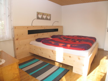 Arven Bett von der Harder Schreinerei AG in Winterhur